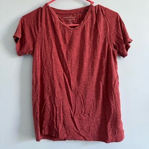 Maroon American Eagle short sleeve